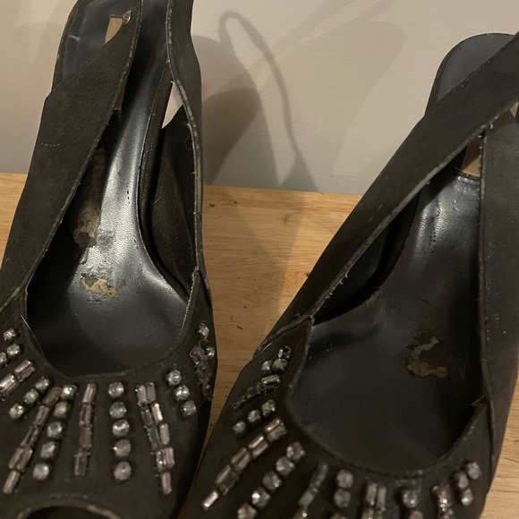 Simply Vera Wang Heels - Picture 2 of 4